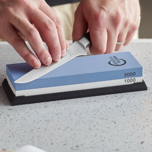 Mercer Culinary M15952 Combination Sharpening Stone - 1000 / 3000 Grit