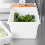 Rubbermaid® FG352800WHT White Polyethylene Food Storage Box - 26 Rubbermaid® FG352800WHT White Polyethylene Food Storage Box - 26