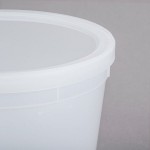 86 oz. Translucent Round Deli Container and Lid Combo Pack - 10/Pack