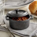 Vollrath 59740 8.9 oz. Pre-Seasoned Mini Cast Iron Pot with Cover