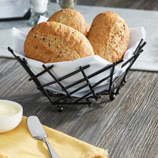 American Metalcraft FRUB12 Round Black Thatch Basket - 8 American Metalcraft FRUB12 Round Black Thatch Basket - 8