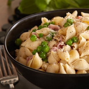Barilla 1 lb. Medium Shells Pasta - 12/Case Barilla 1 lb. Medium Shells Pasta - 12/Case