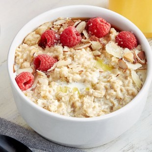 Bob's Red Mill 50 lb. Extra-Thick Whole Grain Rolled Oats Bob's Red Mill 50 lb. Extra-Thick Whole Grain Rolled Oats
