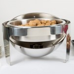 Acopa Supreme 6.5 Qt. Round Chrome Accent Roll Top Chafer Acopa Supreme 6.5 Qt. Round Chrome Accent Roll Top Chafer