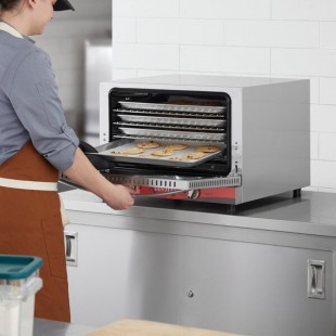 Avantco CO-16 Half Size Countertop Convection Oven, 1.5 Cu. Ft. - 120V, 1600W Avantco CO-16 Half Size Countertop Convection Oven, 1.5 Cu. Ft. - 120V, 1600W