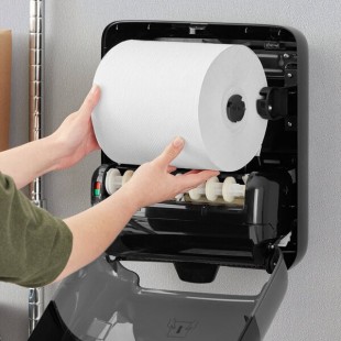 Tork Universal Matic White 1-Ply Paper Towel Roll H1, 700 Feet / Roll - 6/Case Tork Universal Matic White 1-Ply Paper Towel Roll H1, 700 Feet / Roll - 6/Case