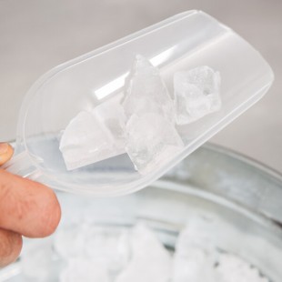 Fineline 3314-CL Disposable 6 oz. Clear Utility and Ice Scoop