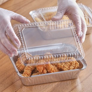 Choice Oblong Clear Plastic Dome Lid for 2.25 lb. & 1.5 lb. Shallow Foil Take-Out Container - 500/Case Choice Oblong Clear Plastic Dome Lid for 2.25 lb. & 1.5 lb. Shallow Foil Take-Out Container - 500/Case