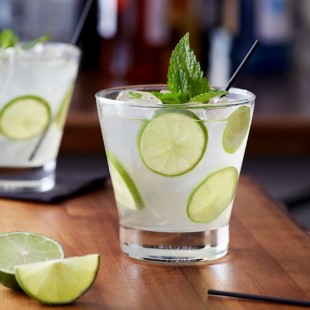 Monin Premium Key Lime Pie Flavoring Syrup 1 Liter - 4/Case Monin Premium Key Lime Pie Flavoring Syrup 1 Liter - 4/Case