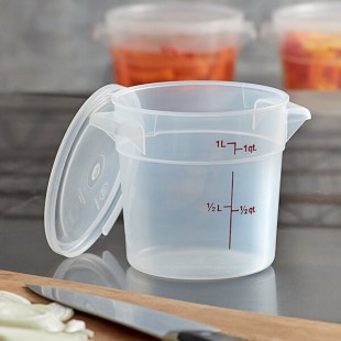 Cambro 1 Qt. Translucent Round Polypropylene Food Storage Container and Lid - 3/Pack Cambro 1 Qt. Translucent Round Polypropylene Food Storage Container and Lid - 3/Pack
