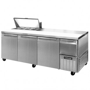 Continental Refrigerator RA93N-8 93