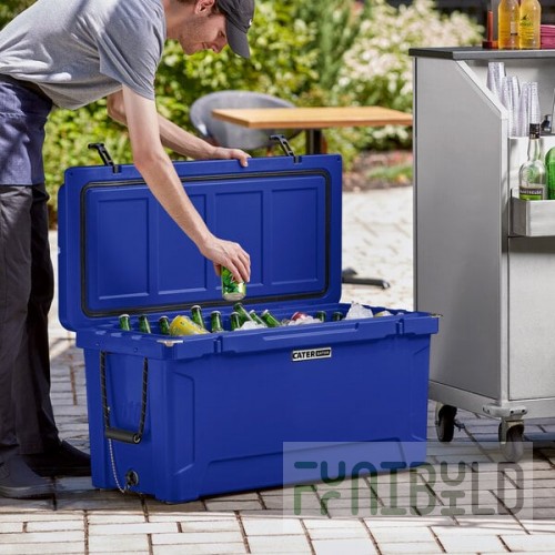 CaterGator CG100NV Navy 110 Qt. Rotomolded Outdoor Cooler / Ice Chest