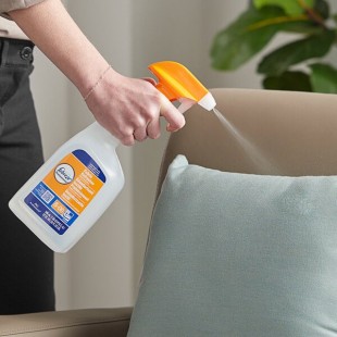 Febreze Professional 03259 Deep Penetrating Fabric Refresher 32 fl. oz. - 8/Case Febreze Professional 03259 Deep Penetrating Fabric Refresher 32 fl. oz. - 8/Case