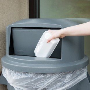 Rubbermaid® FG264788GRAY BRUTE Gray Round Dome Top for FG264300 Trash Cans 44 Gallon