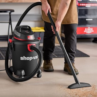 Shop-Vac 5985005 6 Gallon 3 1/2 Peak HP Wet / Dry Vacuum with Tool Kit Shop-Vac 5985005 6 Gallon 3 1/2 Peak HP Wet / Dry Vacuum with Tool Kit