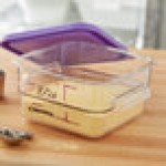 Carlisle 2 Qt. Allergen-Free Clear Square Polycarbonate Food Storage Container