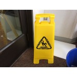 Rubbermaid® FG611200YEL 25