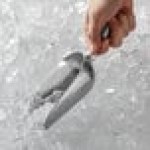 Vollrath 46892 24 oz. One-Piece Cast Aluminum Ice Scoop