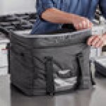 Vollrath VCBM100 1-Series Medium Insulated Food Pan Carrier / Catering Bag, 17 Vollrath VCBM100 1-Series Medium Insulated Food Pan Carrier / Catering Bag, 17