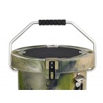 CaterGator RCCG20CAM Camouflage 20 Qt. Round Rotomolded Outdoor Cooler / Ice Chest