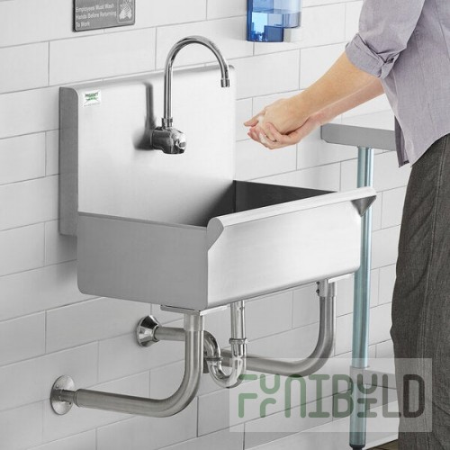 Regency Wall-Mounted 24