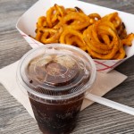 Choice Clear Flat Lid with Straw Slot - 9, 12, 16, 20, and 24 oz. - 1,000/Case Choice Clear Flat Lid with Straw Slot - 9, 12, 16, 20, and 24 oz. - 1,000/Case