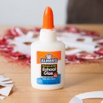 Elmer's E301 1.25 fl. oz. White Liquid School Glue Elmer's E301 1.25 fl. oz. White Liquid School Glue