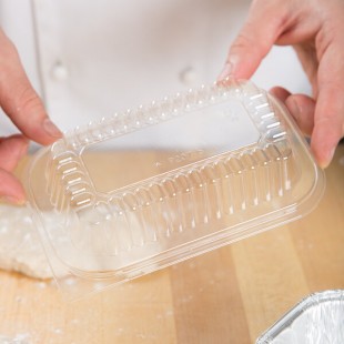 D&W Clear Dome Lid for 1 lb. Foil Bread Loaf Pan - 50/Pack