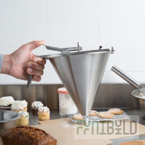 Matfer Bourgeat 258825 2 Qt. (64 oz.) Stainless Steel Confectionery Dispenser Funnel with 3-Piece Nozzle Set