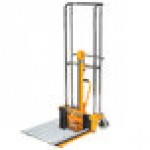 Wesco Industrial Products 880 lb. Hydraulic Value Lift with 25 1/2