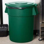 Carlisle 84105609 Bronco 55 Gallon Green Flat Round Trash Can Lid