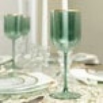Posh Setting 12 oz. Round Green Plastic Wine Goblet with Gold Rim - 60/Case Posh Setting 12 oz. Round Green Plastic Wine Goblet with Gold Rim - 60/Case