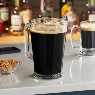Arcoroc C0678 60 oz. Glass Beer Pitcher with Pour Lip by Arc Cardinal - 6/Case