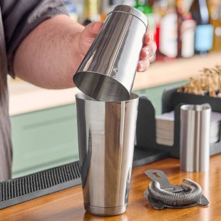 Barfly® 28 oz. & 18 oz. Stainless Steel 2-Piece Cocktail Shaker M37152 Barfly® 28 oz. & 18 oz. Stainless Steel 2-Piece Cocktail Shaker M37152