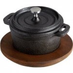 Valor 12 oz. Pre-Seasoned Mini Cast Iron Fondue Pot / Butter Warmer Valor 12 oz. Pre-Seasoned Mini Cast Iron Fondue Pot / Butter Warmer