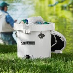 CaterGator CCG20WH White 20 Qt. Round Rotomolded Outdoor Cooler / Ice Chest CaterGator CCG20WH White 20 Qt. Round Rotomolded Outdoor Cooler / Ice Chest