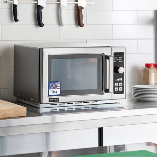 Amana RCS10DSE Medium Volume Stainless Steel Commercial Microwave - 120V, 1000W Amana RCS10DSE Medium Volume Stainless Steel Commercial Microwave - 120V, 1000W