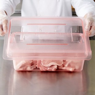 Carlisle 10617C05 StorPlus Red Lid for Food Storage Boxes - 18 Carlisle 10617C05 StorPlus Red Lid for Food Storage Boxes - 18