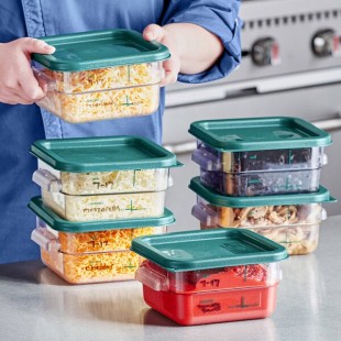 Vigor 2 Qt. Clear Square Polycarbonate Food Storage Container and Green Lid - 6/Pack Vigor 2 Qt. Clear Square Polycarbonate Food Storage Container and Green Lid - 6/Pack