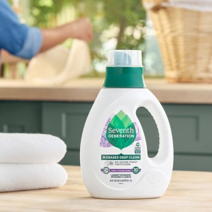 Seventh Generation 10732913450685 45 oz. Lavender Liquid Laundry Detergent - 6/Case Seventh Generation 10732913450685 45 oz. Lavender Liquid Laundry Detergent - 6/Case