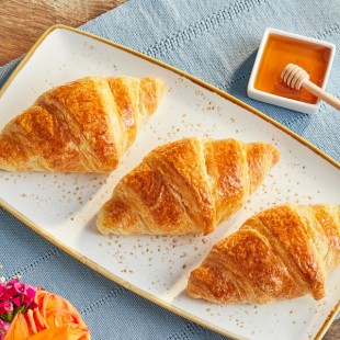 Bridor Ready-to-Bake Straight Vegan Croissant 2.8 oz. - 80/Case Bridor Ready-to-Bake Straight Vegan Croissant 2.8 oz. - 80/Case