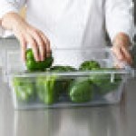Rubbermaid® FG330900CLR Clear Polycarbonate Food Storage Box - 18