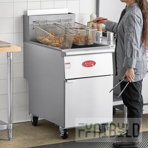 Avantco FF100 Natural Gas 70-100 lb. Stainless Steel Tube Floor Fryer - 150,000 BTU