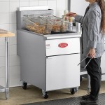 Avantco FF100 Natural Gas 70-100 lb. Stainless Steel Tube Floor Fryer - 150,000 BTU Avantco FF100 Natural Gas 70-100 lb. Stainless Steel Tube Floor Fryer - 150,000 BTU