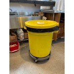 Lavex 20 Gallon White Round Commercial Trash Can with Lid and Dolly Lavex 20 Gallon White Round Commercial Trash Can with Lid and Dolly