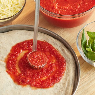 Violet Pizza Sauce #10 Can - 6/Case