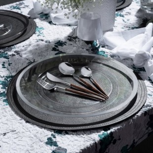 Posh Setting 13 Posh Setting 13