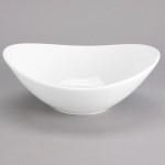 Tuxton AMU-404 Napa AlumaTux Pearl White (European White) 1.25 qt. China Capistrano Bowl - 12/Case Tuxton AMU-404 Napa AlumaTux Pearl White (European White) 1.25 qt. China Capistrano Bowl - 12/Case