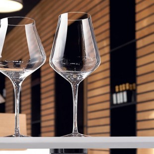 Chef & Sommelier N1738 Reveal' Up 17.5 oz. Soft Wine Glass by Arc Cardinal - 12/Case Chef & Sommelier N1738 Reveal' Up 17.5 oz. Soft Wine Glass by Arc Cardinal - 12/Case