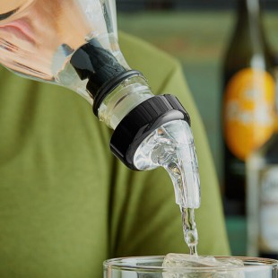 Choice 0.625 oz. 3-Ball Measured Liquor Pourer with Collar - 12/Pack Choice 0.625 oz. 3-Ball Measured Liquor Pourer with Collar - 12/Pack